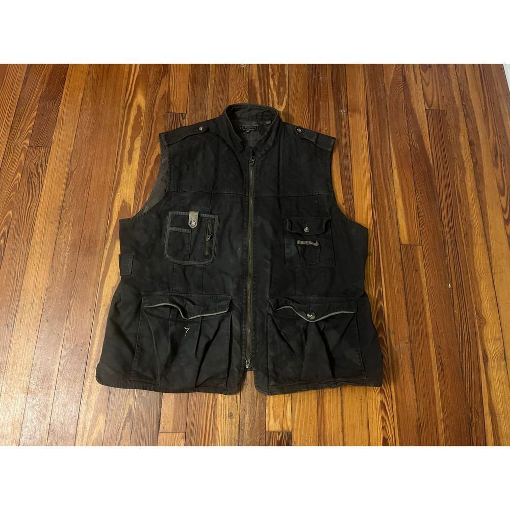 JL Powell Leather Trim Size 2XL Vest in good condition.